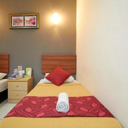 Coop Hotel Putrajaya & Cyberjaya Kampung Dengkil Extérieur photo