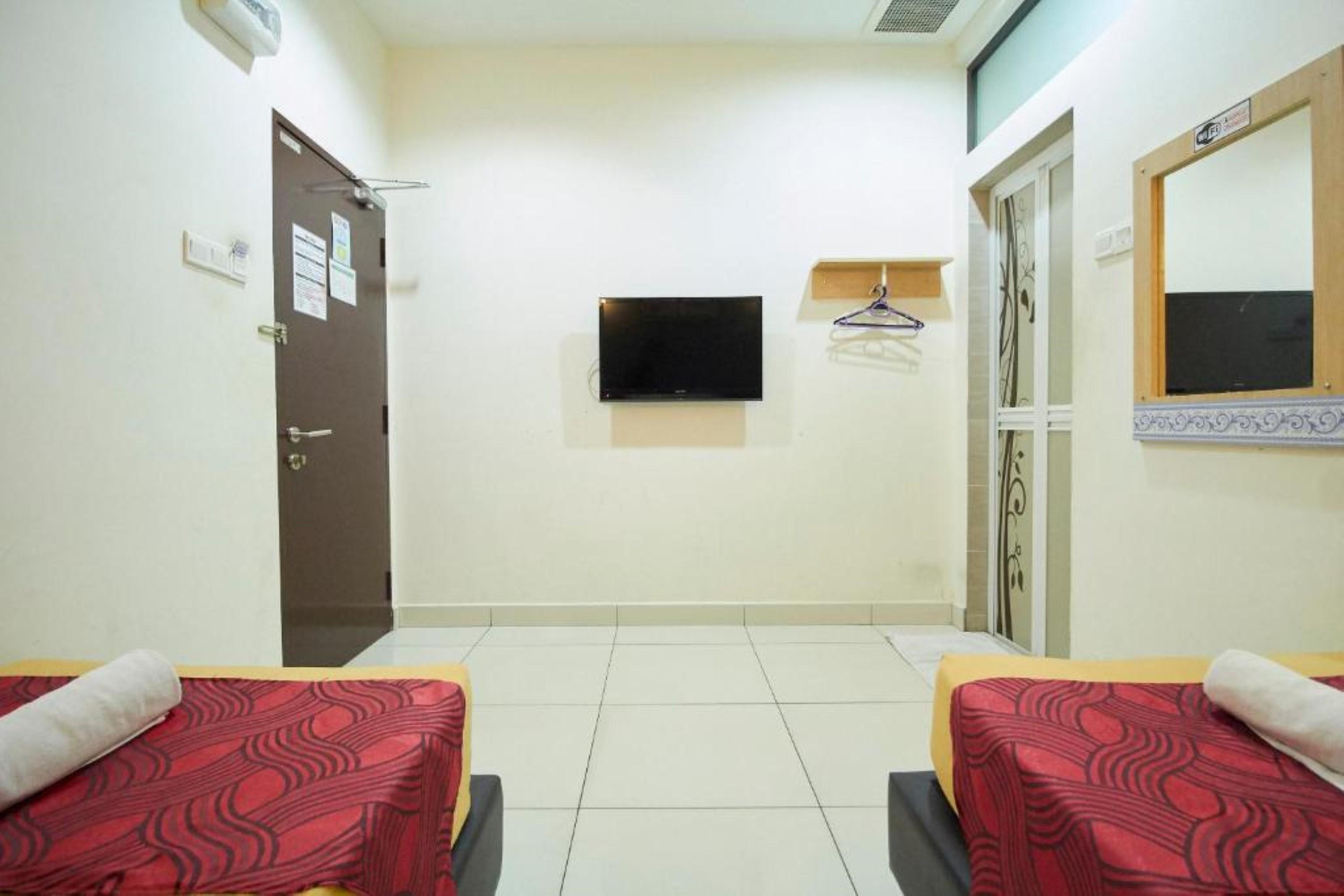 Coop Hotel Putrajaya & Cyberjaya Kampung Dengkil Extérieur photo