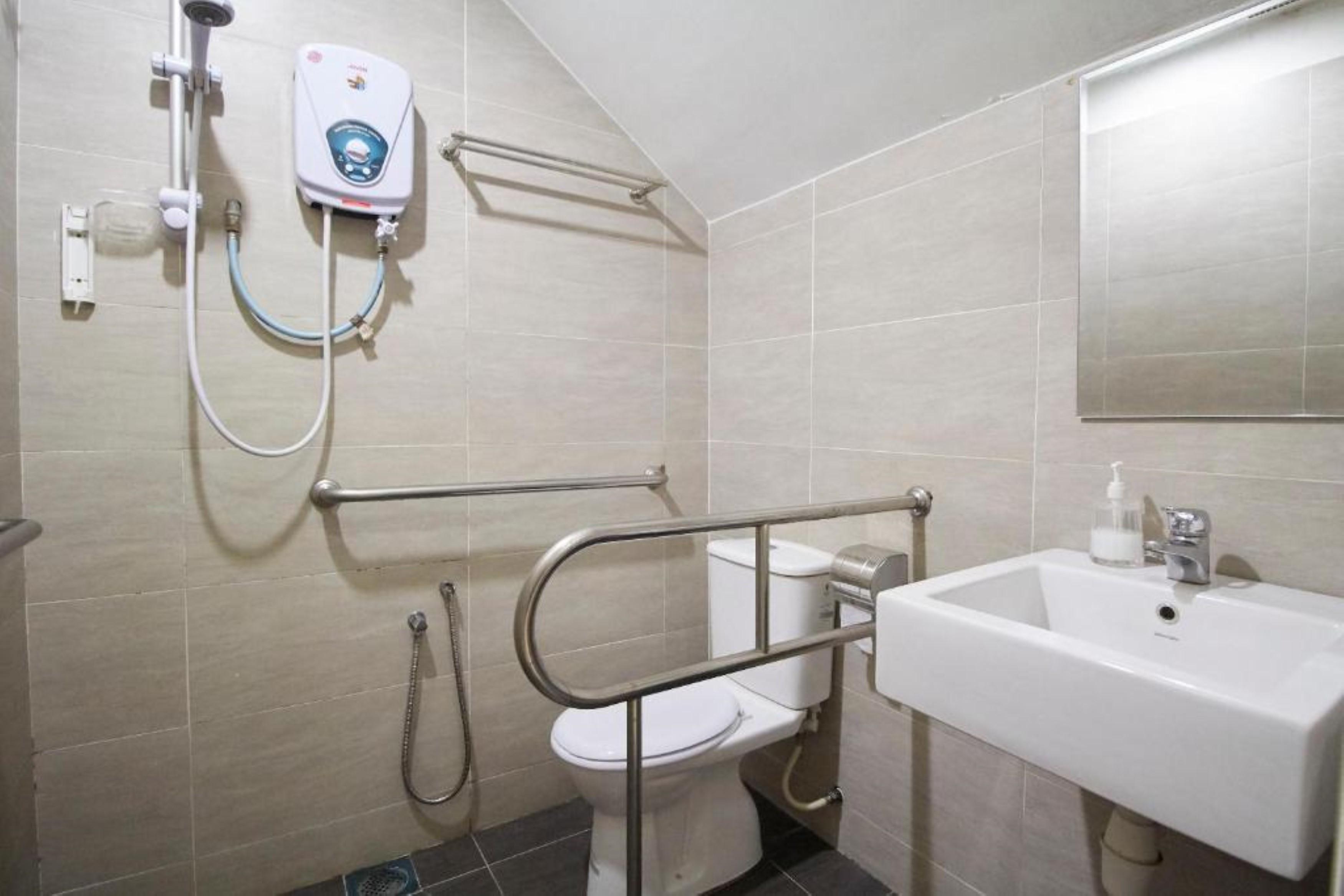 Coop Hotel Putrajaya & Cyberjaya Kampung Dengkil Extérieur photo