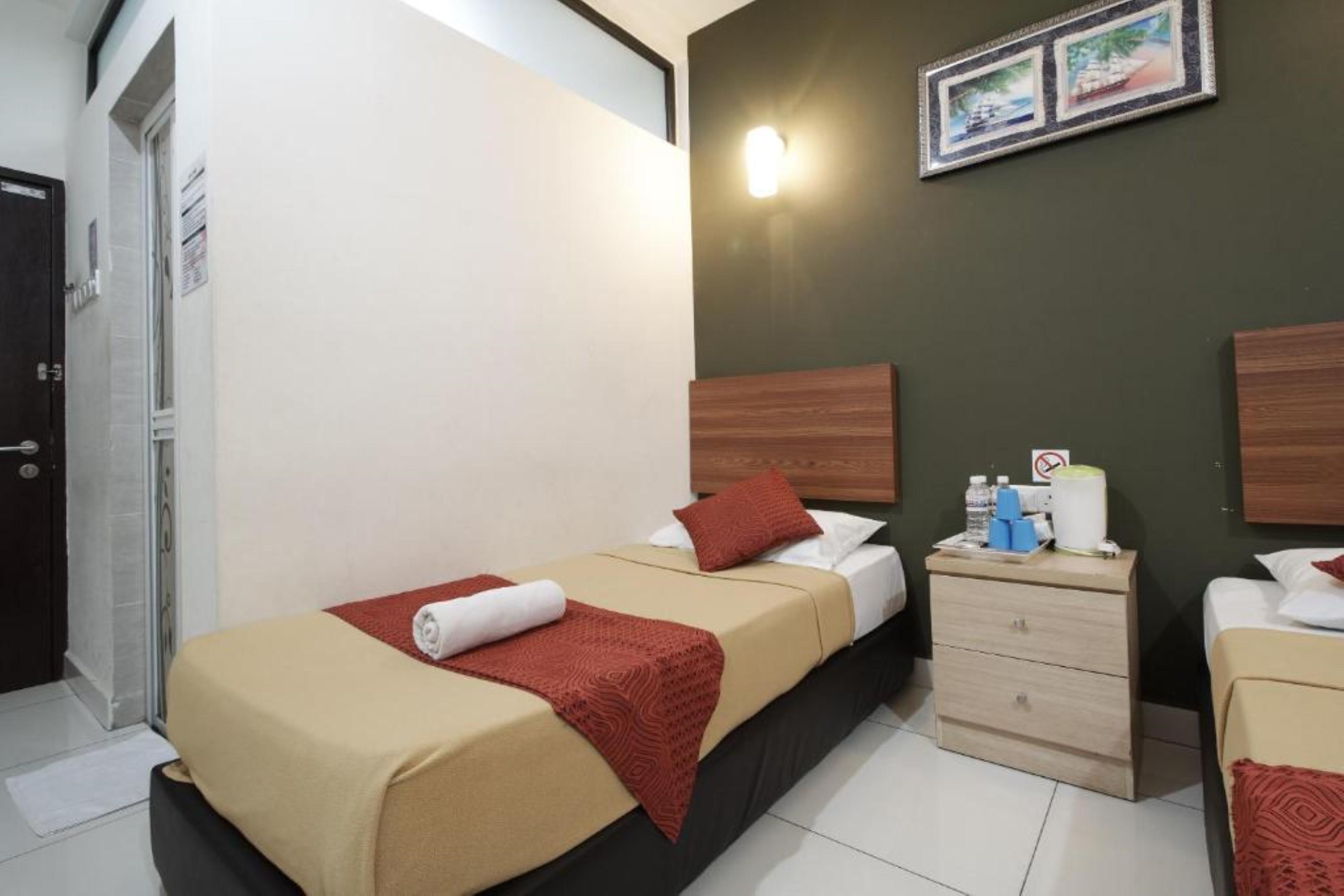 Coop Hotel Putrajaya & Cyberjaya Kampung Dengkil Extérieur photo