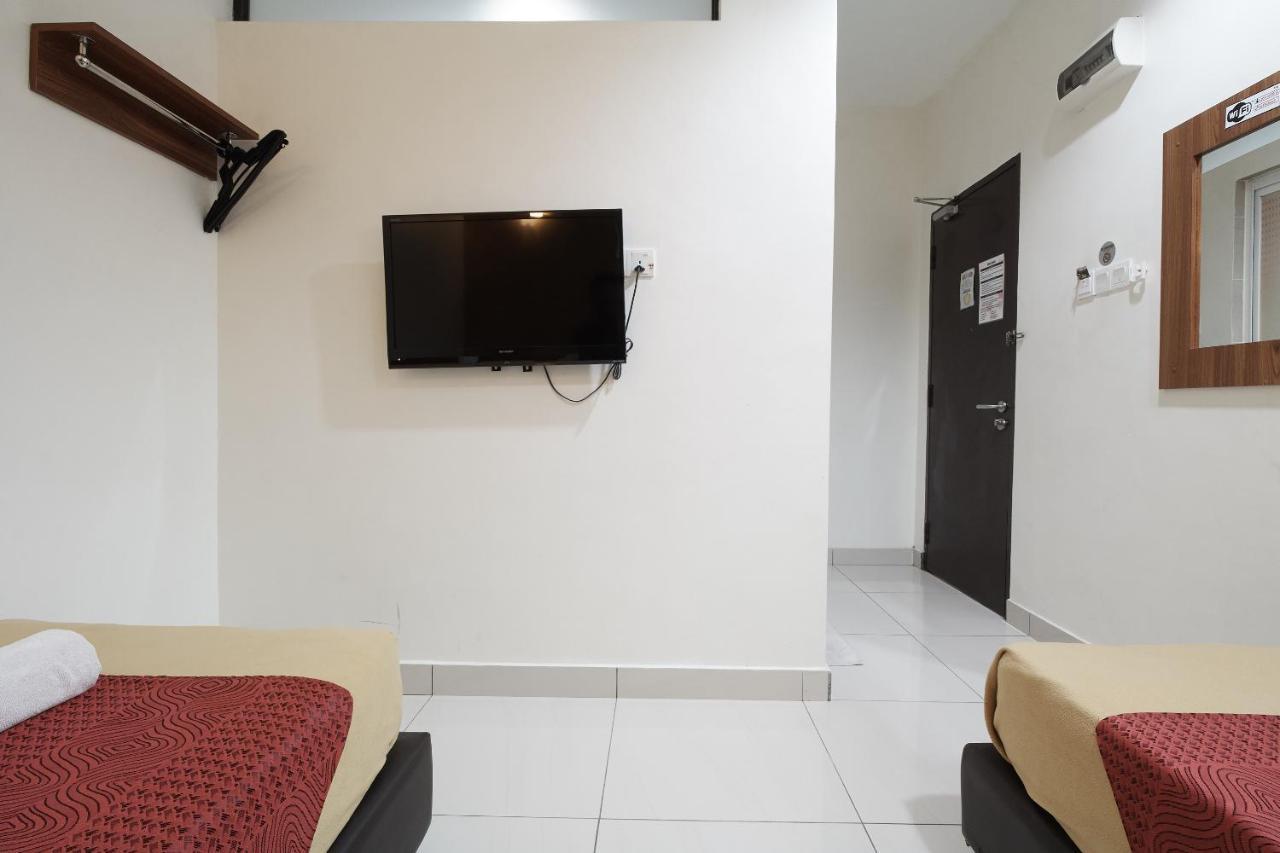 Coop Hotel Putrajaya & Cyberjaya Kampung Dengkil Extérieur photo