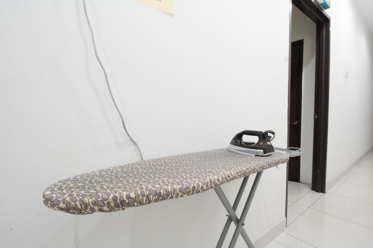 Coop Hotel Putrajaya & Cyberjaya Kampung Dengkil Extérieur photo